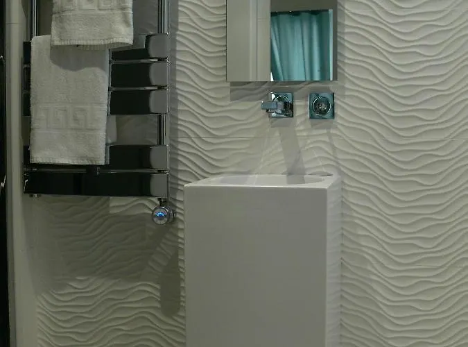 Stone Apartment Saint-Tropez